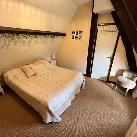Saint-Martin-Saint-Firmin La Chaumiere B&B 객실 사진