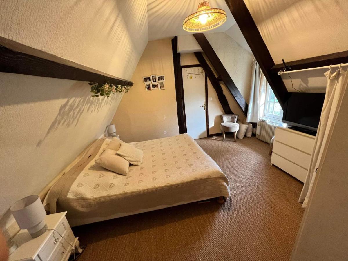 Saint-Martin-Saint-Firmin La Chaumiere B&B 외부 사진