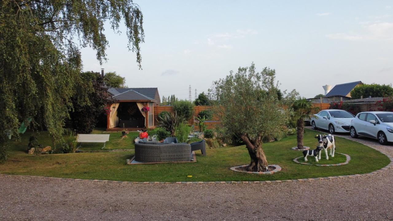 Saint-Martin-Saint-Firmin La Chaumiere B&B 외부 사진